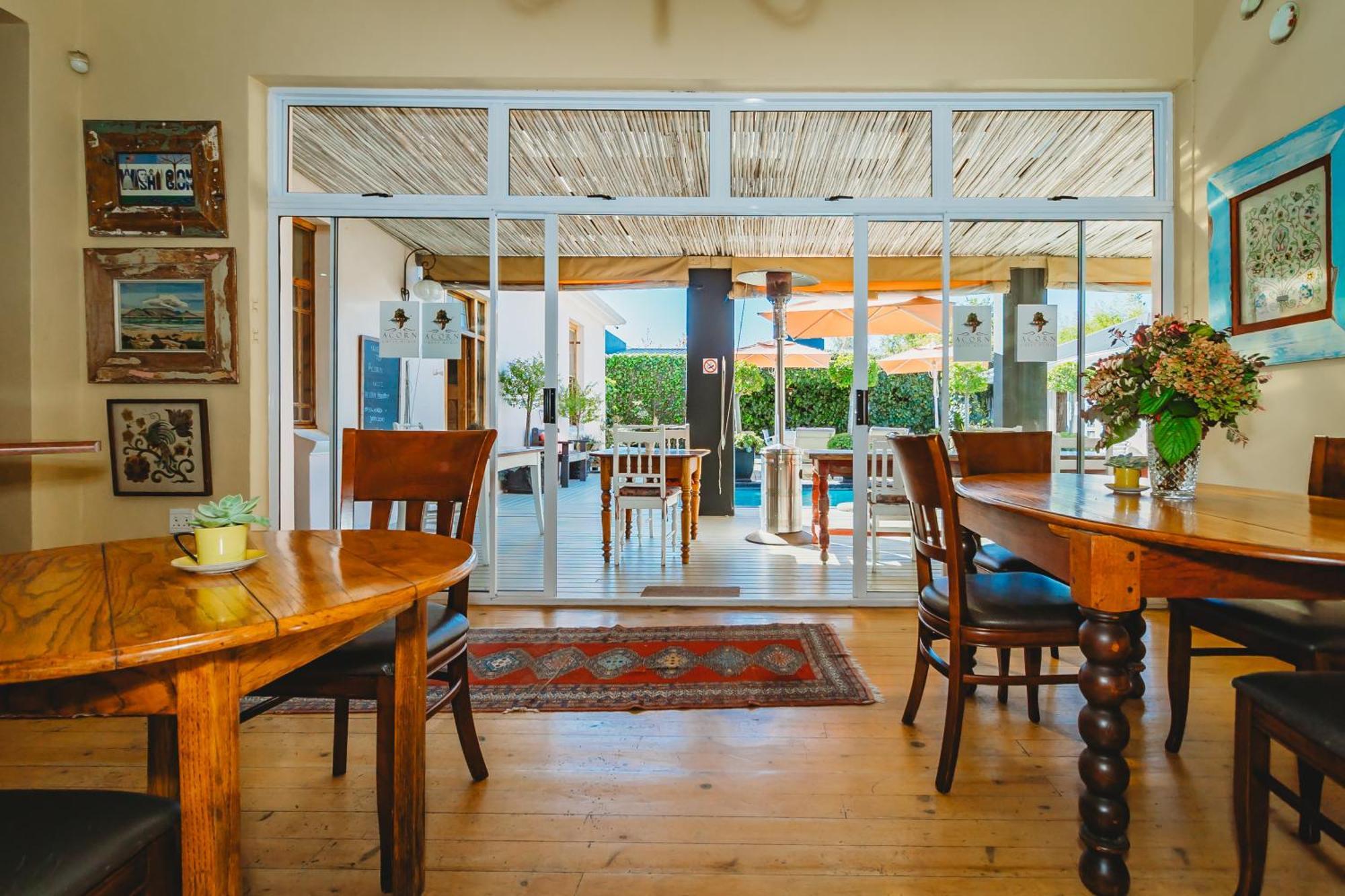 Acorn Guest house 4*